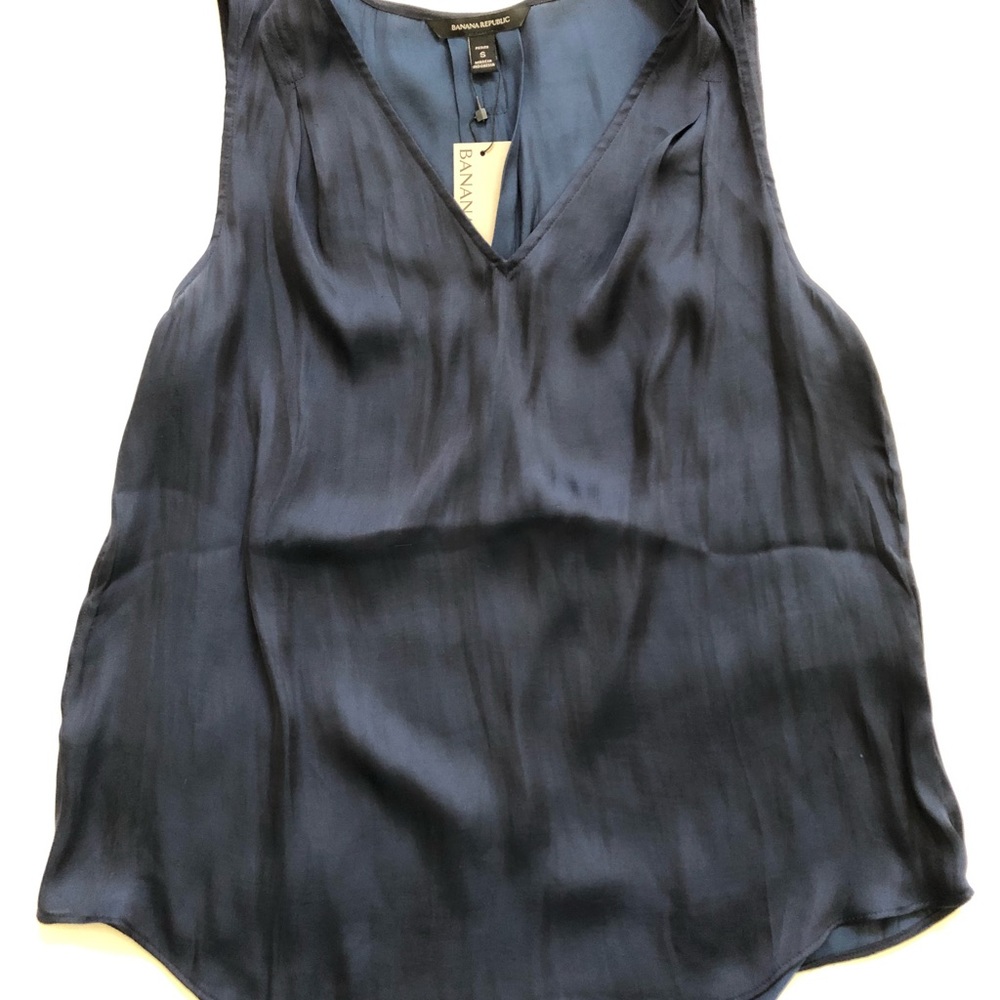 Banana Republic silk tank